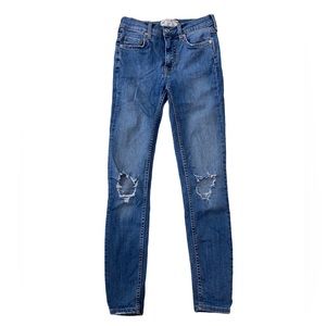 Free people distressed jeans size 24